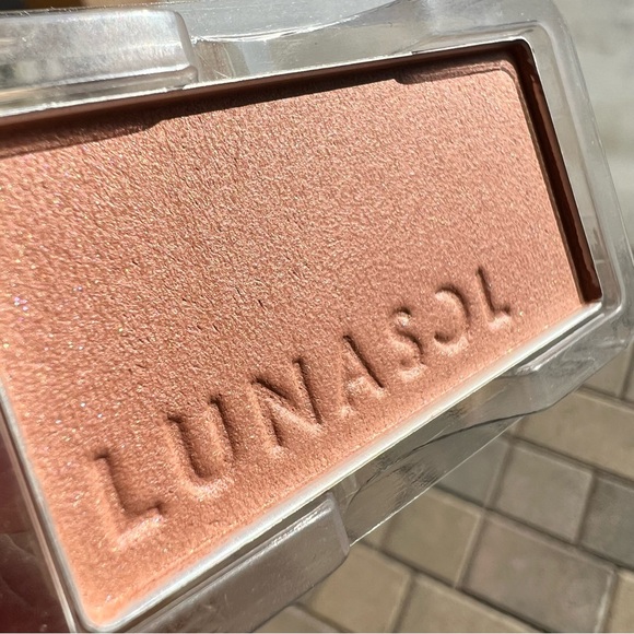 LUNASOL / Coloring Sheer Cheeks (Glow) Refill Only - Picture 5 of 8